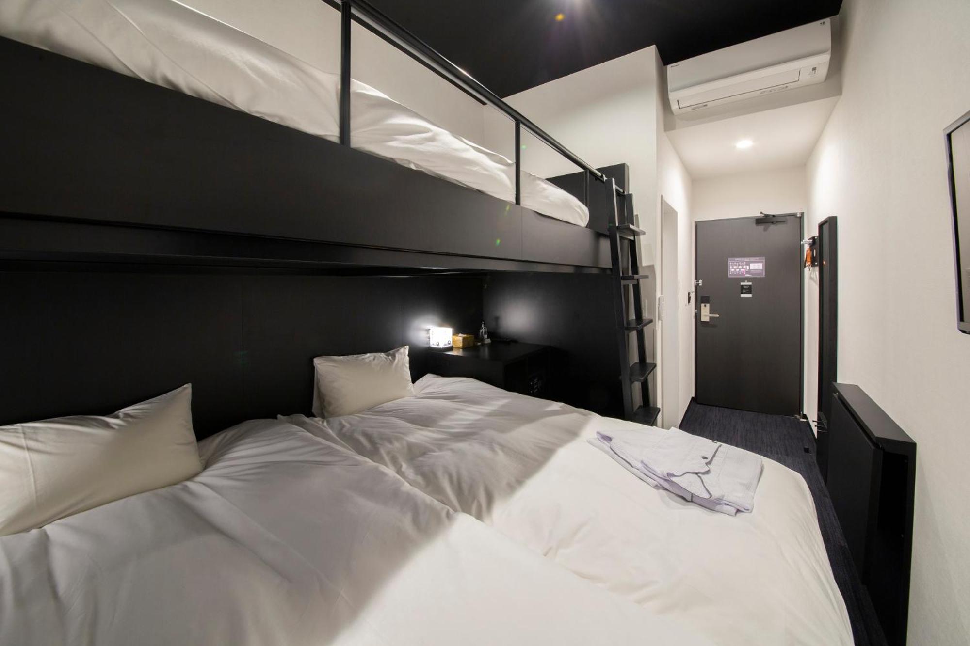 Hotel Trad Replay Osaka Rum bild